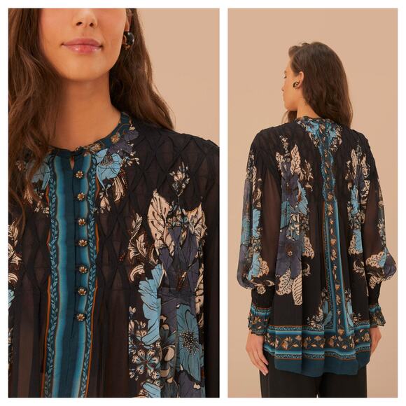 Farm Rio Blossom Black Bee Tapestry Smocked Blouse Size Medium - Picture 2 of 12